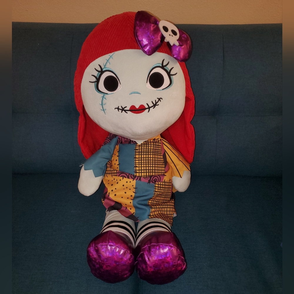 *NWOT* 32" Giant Sally Plush Doll